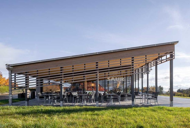 Baeckerei_Cafe_Saur_DE_01_heroal_W-72