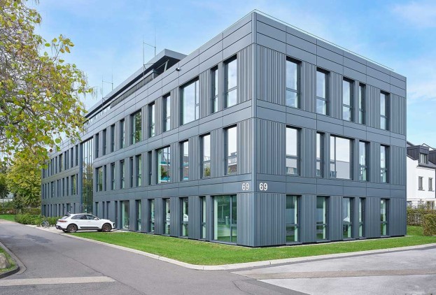 Stahlinstitut_VDEh_DE_01_heroal_C-50_W-72